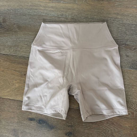 NWT SET Active Sport Body Biker Shorts - Stone - Picture 4 of 4